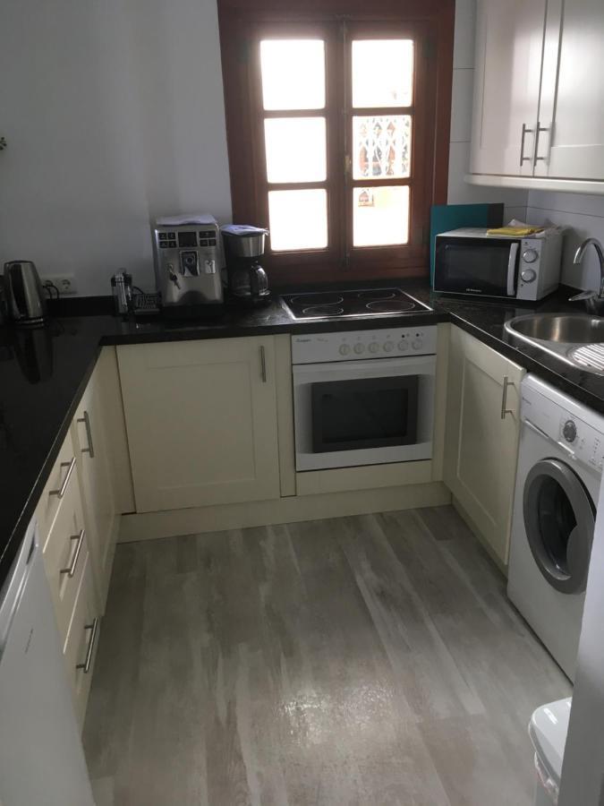 Poseidons Pearl Duquesa Apartment Манилва Екстериор снимка
